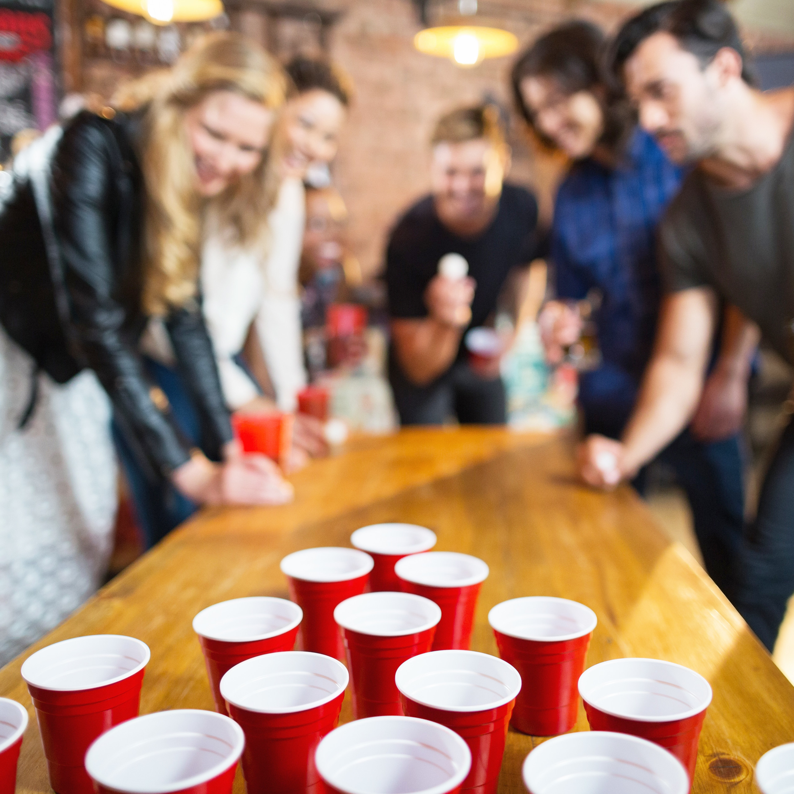 Beer Pong Getränkebecher Partybecher Plastikbecher Becher Einwegbecher 50er Pack