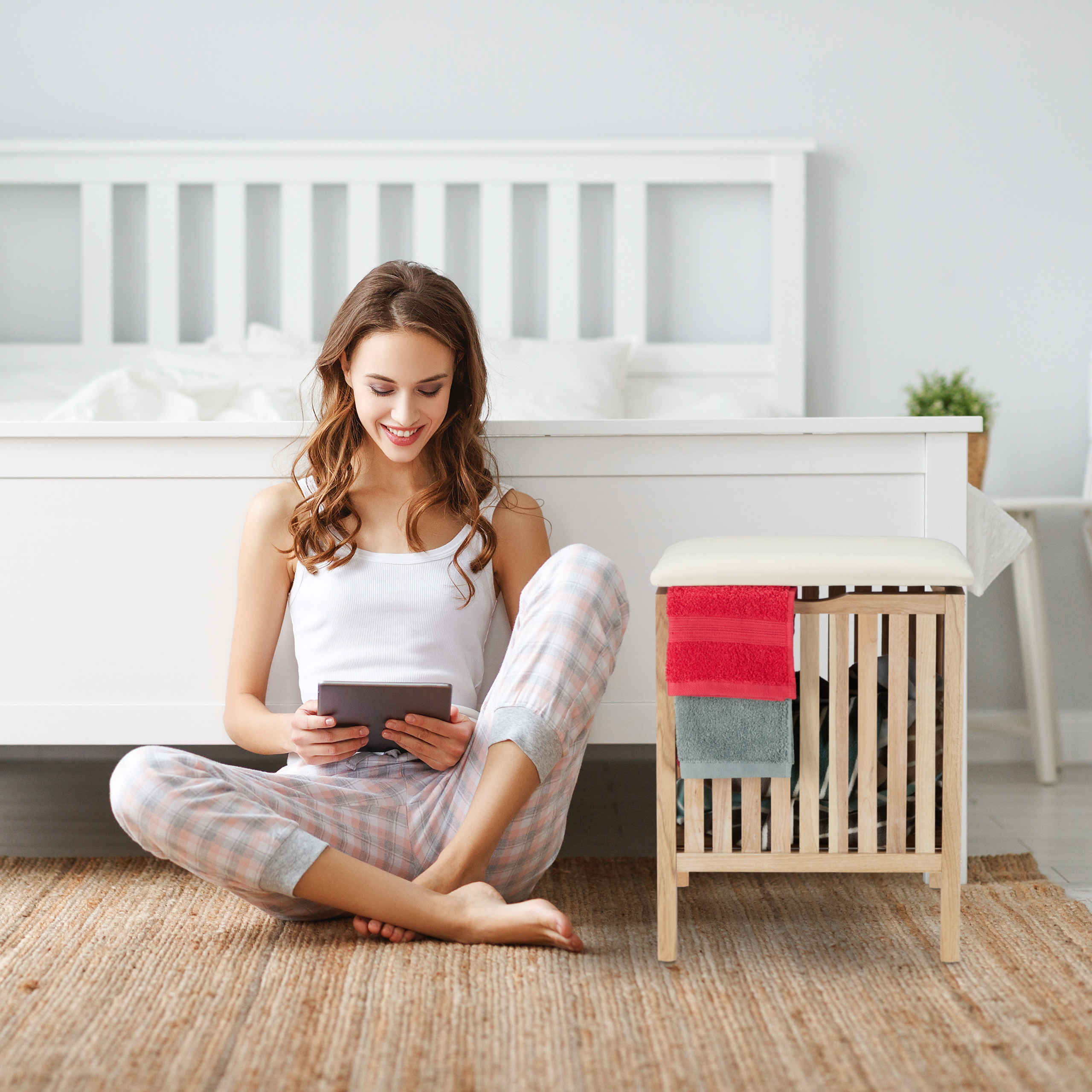 Wäschekorb mit Sitz, Wäschesammler Holz, Wäschetruhe 40l, Badhocker mit