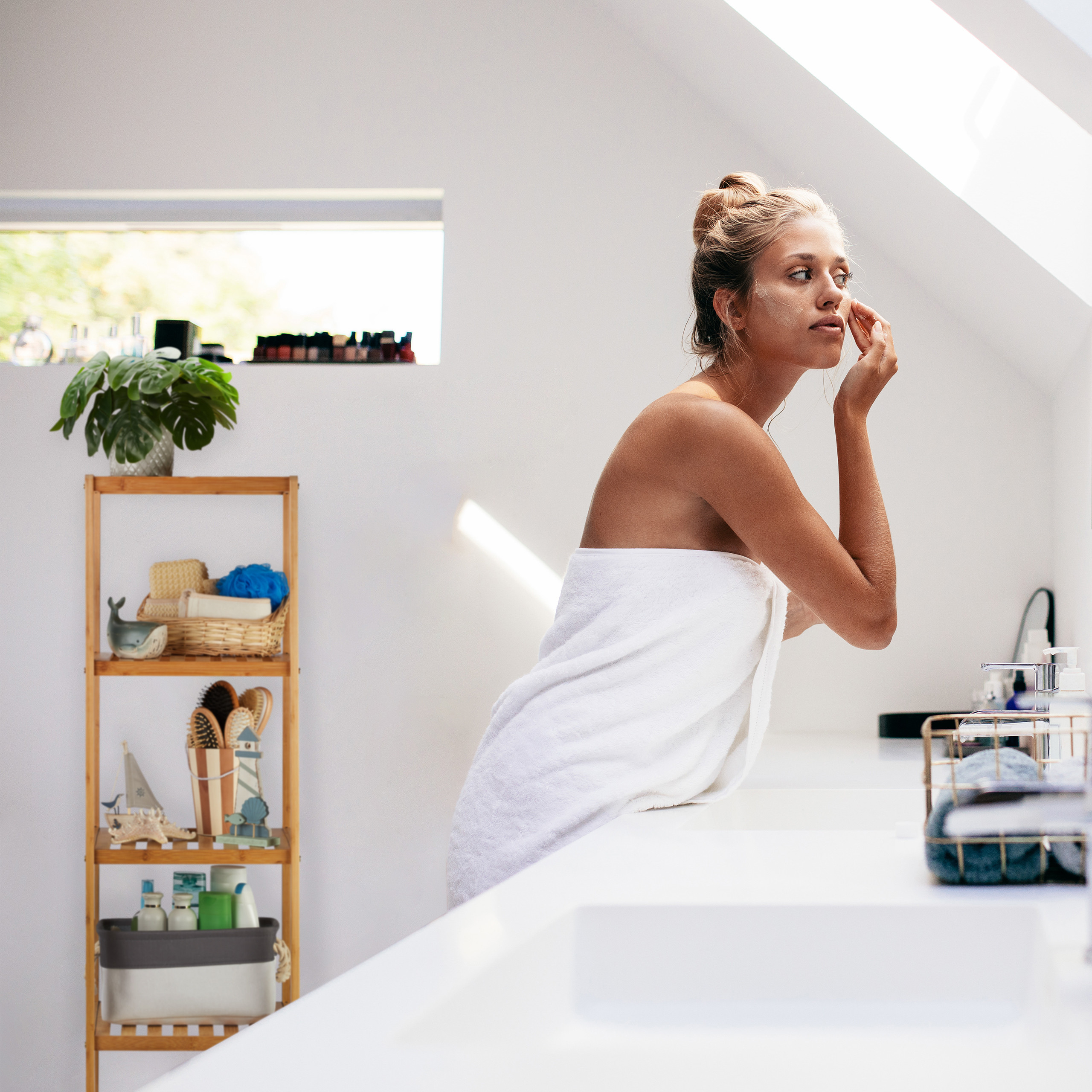 Badregal Bambus 5 Ablagen, Handtuchregal Badezimmer, Regal Bad